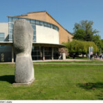 Saulcy
Yasuo Mizui - sculpture, Dialogue de 1975