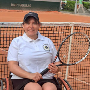 [3 questions à] Marlène Peltier, joueuse de tennis-fauteuil et collaboratrice de l’Université de Lorraine 