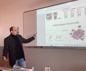 Ouvrir les portes de l&rsquo;hydraulique &agrave; tous les profils scientifiques