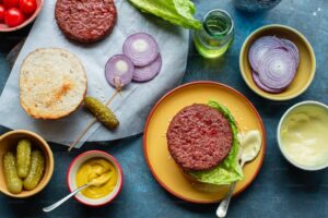 Quelles alternatives &agrave; la viande sont vraiment bonnes pour la plan&egrave;te (et r&eacute;alistes &agrave; grande &eacute;chelle) ?