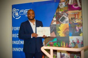 VAE : comment Christopher Louisar a transform&eacute; son exp&eacute;rience en dipl&ocirc;me
